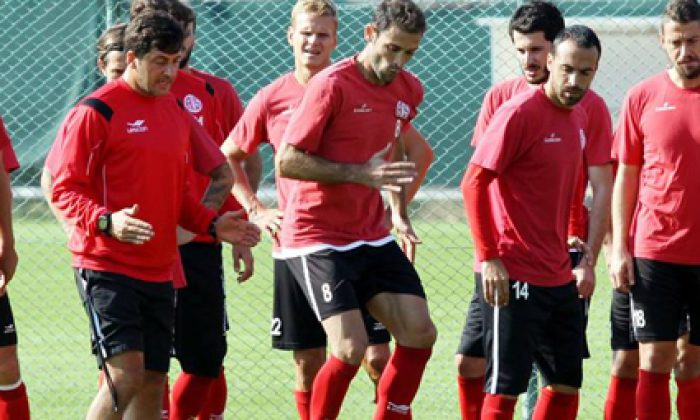 Antalyaspor’da Adanaspor Mesaisi Sürüyor