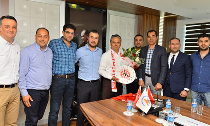 Büyük Antalyaspor Derneği’nden Uysal Ziyareti