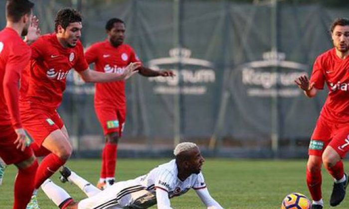 Antalyaspor Dört Golle Kapattı