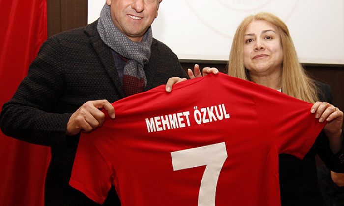 Hamzaoğlu Duygusal Anlar Yaşadı