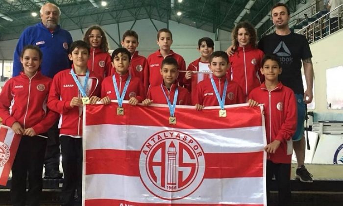 Antalyaspor’un Yüzücüleri Kürsüye Damga Vurdu