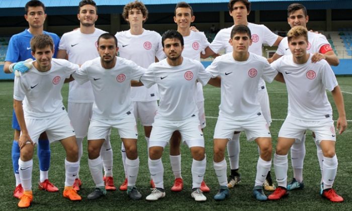 Antalyaspor U19 Kaybetti, U17 Berabere Kaldı