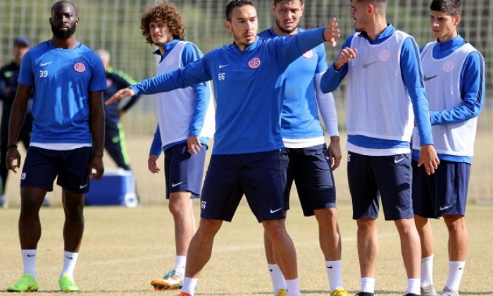 Erdinç: “Antalyaspor Her Zaman Avrupayı Hedefleyen Bir Takım Olmalı”