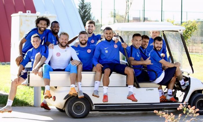 Kasımpaşa Mücadelesinin Kamp Kadrosu Belli Oldu