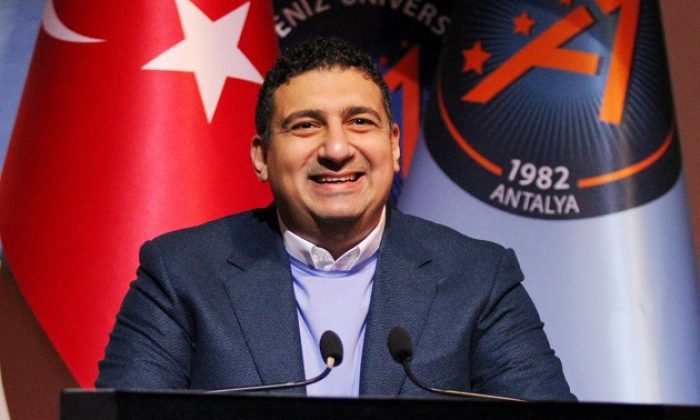 Ali Şafak Öztürk, Üniversite’de Öğrencilerle Buluştu