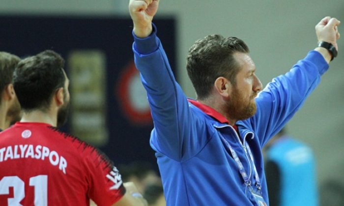 Antalyaspor Evinde Farklı Galip Geldi: 41-26