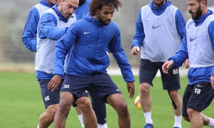 Antalyaspor’un Bursaspor Hazırlıkları Yağmur Altında Gerçekleşti
