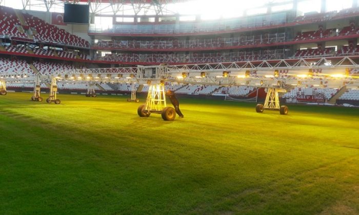Antalya Stadyumu’nda Bakım Çalışmaları Sürüyor