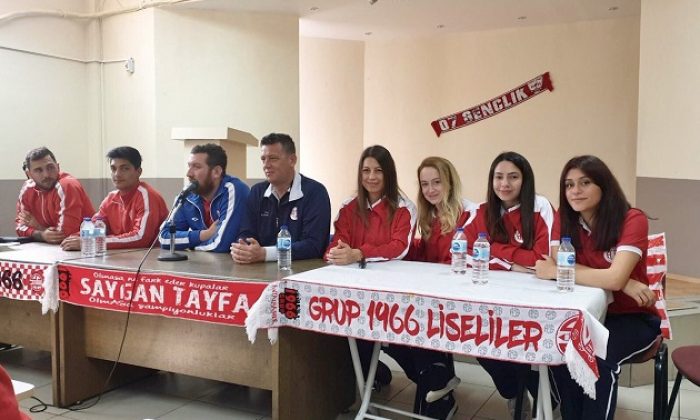 Hentbol ve Voleybol Takımı Gençlerle Buluştu