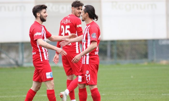 Antalyaspor, Ç. Rizespor’u Mağlup Etti