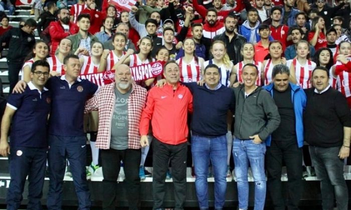 Voleybol Takımı Play-offa Hazır