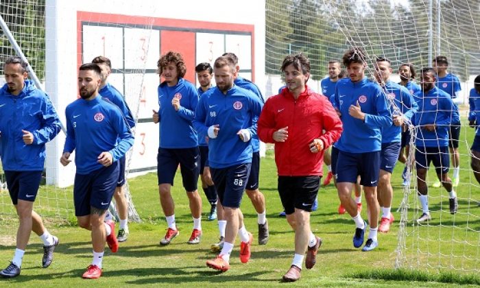 Antalyaspor’da Trabzonspor Hazırlıkları Sürüyor