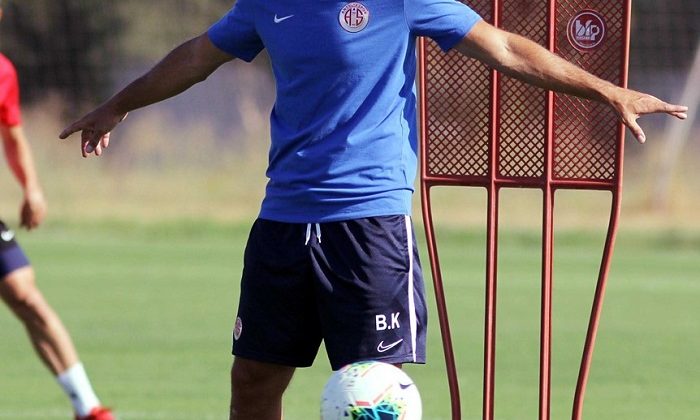Korkmaz: “Üç Mevki İçin Transfer Yapmayı Hedefliyoruz”