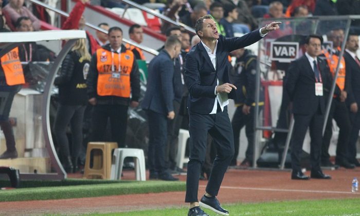 Tomas: “Bu Takımı Yukarılara Taşıyacağız”