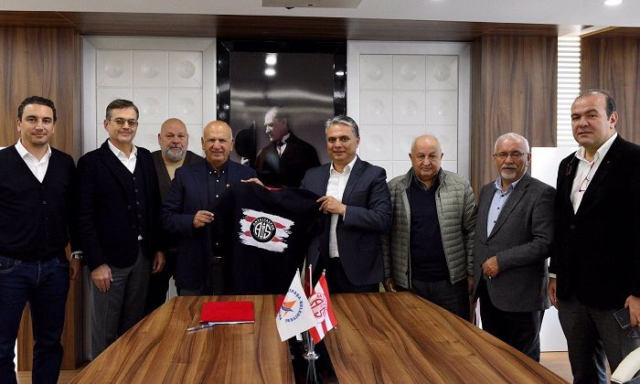Dernek ile Muratpaşa Belediyesi Arasında Protokol İmzalandı