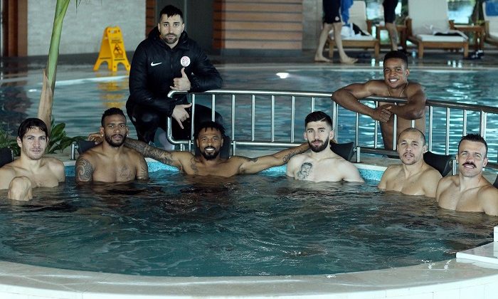 Antalyaspor Havuzda Rejenerasyon Yaptı