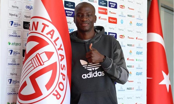 Antalyaspor Delvin N’Dinga’yı Transfer Etti