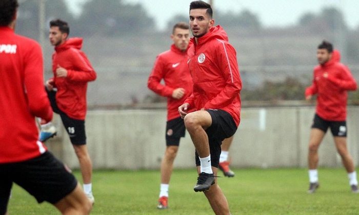 Serik Belediyespor Batuhan’ı Renklerine Bağladı
