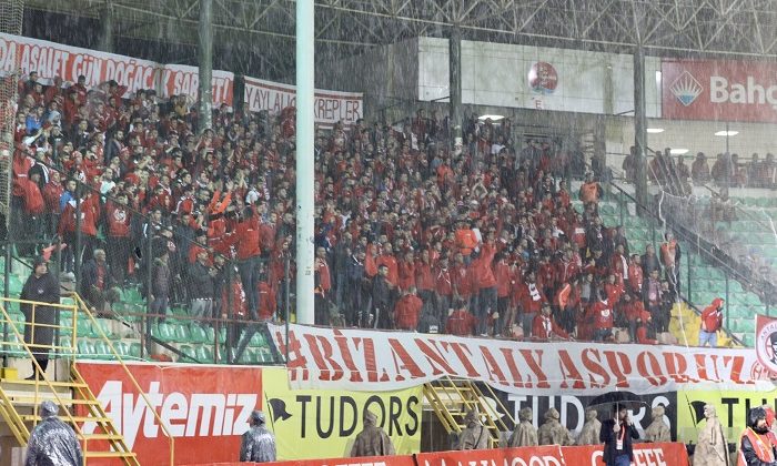 Emniyet’ten Antalyaspor Taraftarına 6222 Cezası