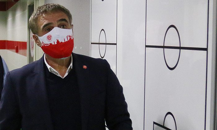 Yanal: “Bir Yol Hikayesi Yazmak İstiyorum”