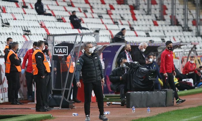 Yanal: “Bizim İçin İşler İyi Gidiyor”