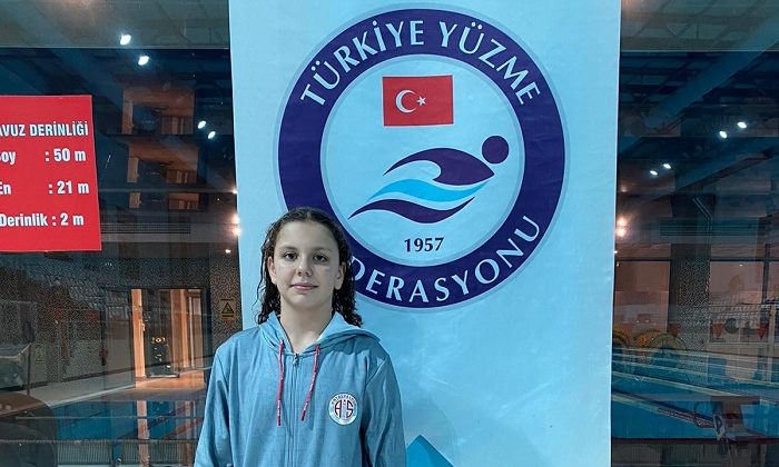 Sevim Eylül Süpürgeci, Yüzme Milli Takımı’na Seçildi