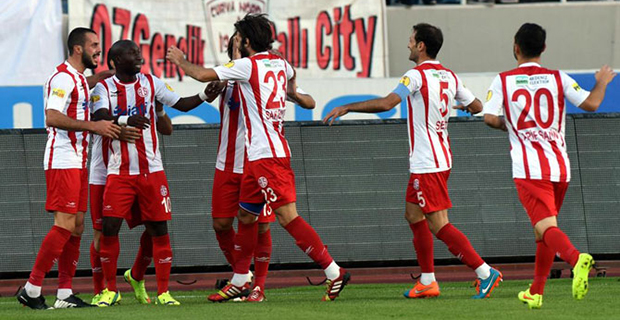 Antalyaspor Zirveye Ortak