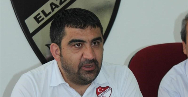Ümit Özat Susmak Bilmiyor