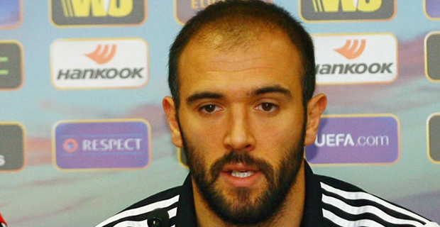 Antalyaspor Serdar İle Anlaştı