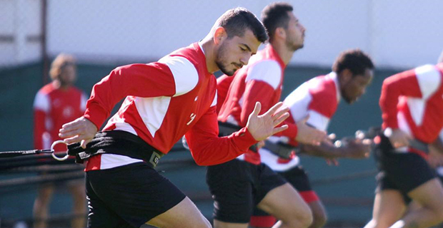 Emrah’ın Yerine İki İsim