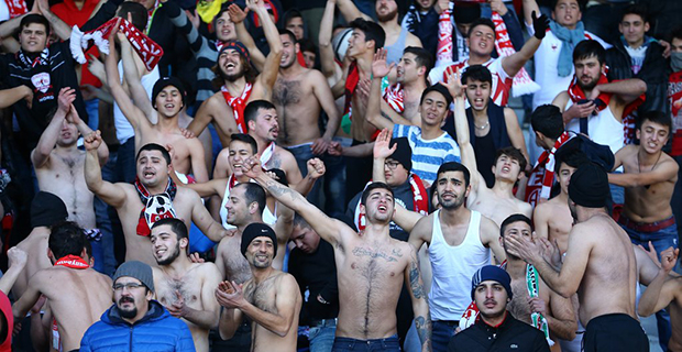 Taraftardan Gencer’e İstifa Çağrısı