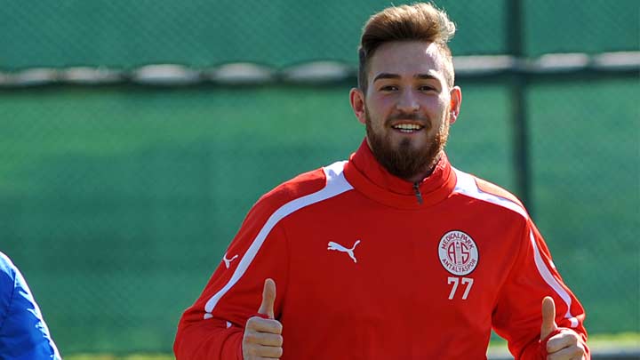 Antalyaspor Eski Futbolcusunu İstiyor