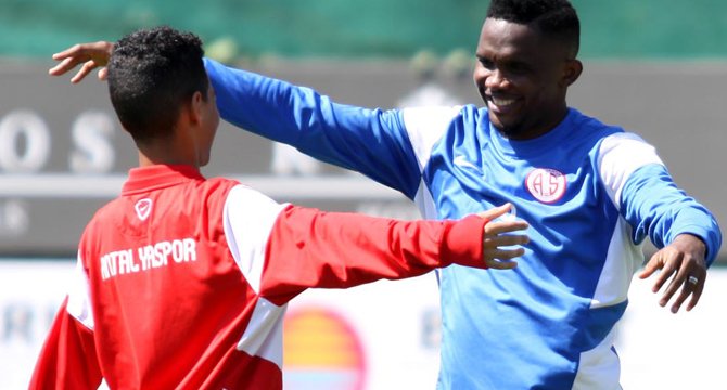 Eto’o, Oğlu Etienne İle Çalıştı