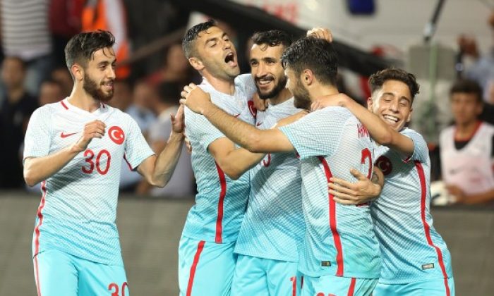 Milliler Antalya’da İkide İki Yaptı