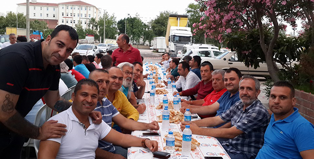 07 Gençlik İftar Düzenledi