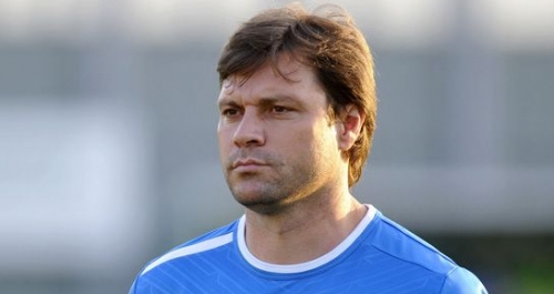 Morais Gidiyor, Sağlam Geliyor