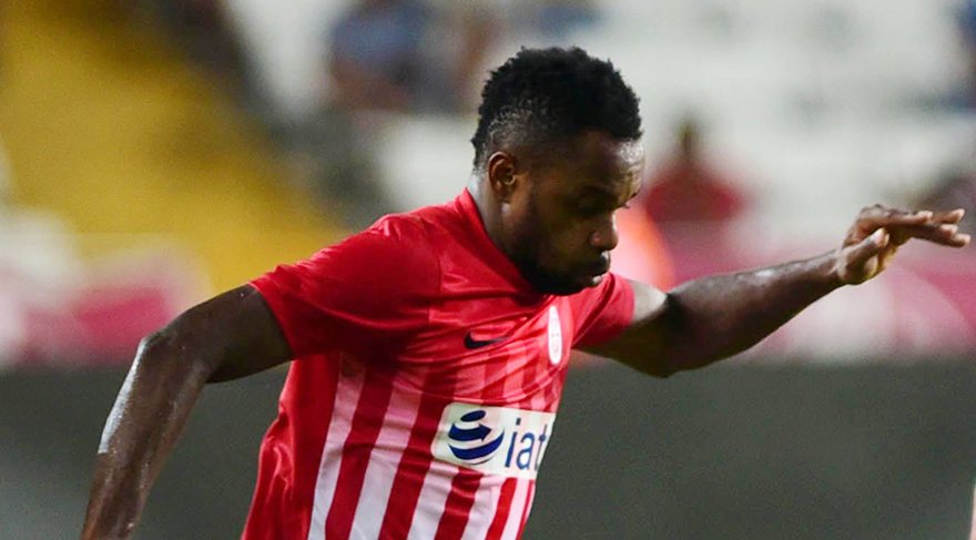 Antalyaspor’da Mbilla Şoku