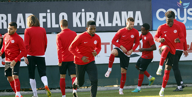 Antalyaspor’da Eto’o Sevinci