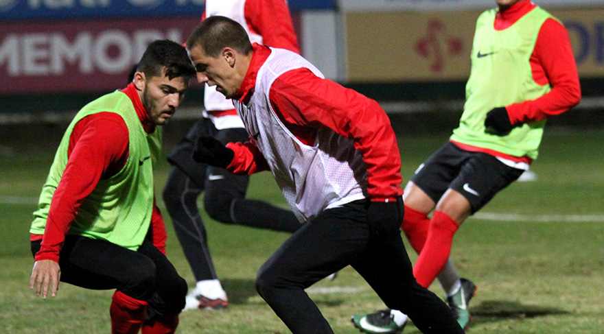 Antalyaspor Ara Vermeden Başladı