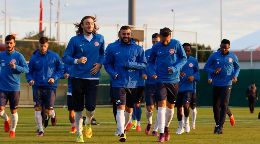 Fenerbahçe Maçı Hazırlıkları Başladı