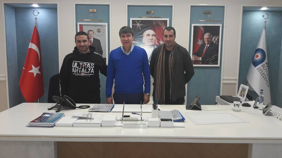 Taraftar Gruplarından Menderes Türel Ziyareti