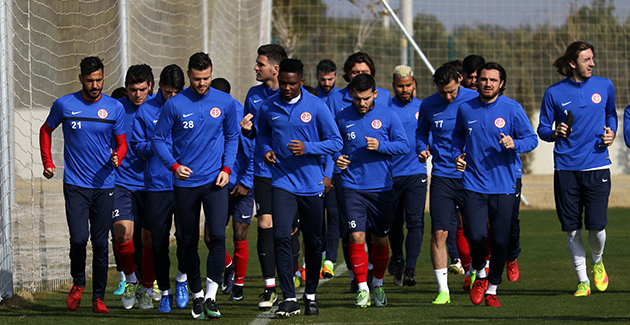 Antalyaspor Cuma Günü Yola Çıkıyor