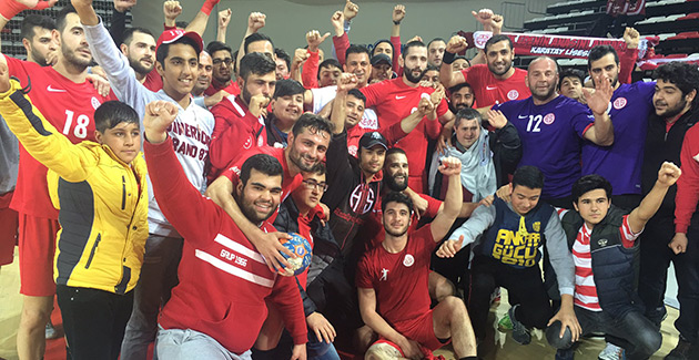 İç Sahada Beş Maç Sonra Galibiyet: 33-29