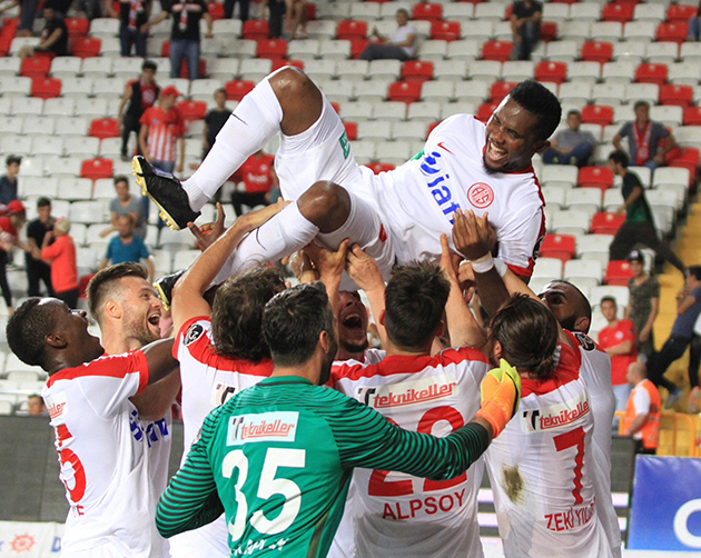 Eto’o Antalyaspor Tarihine Geçti