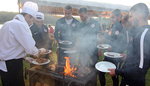 Antalyaspor’a Mangallı Uğurlama
