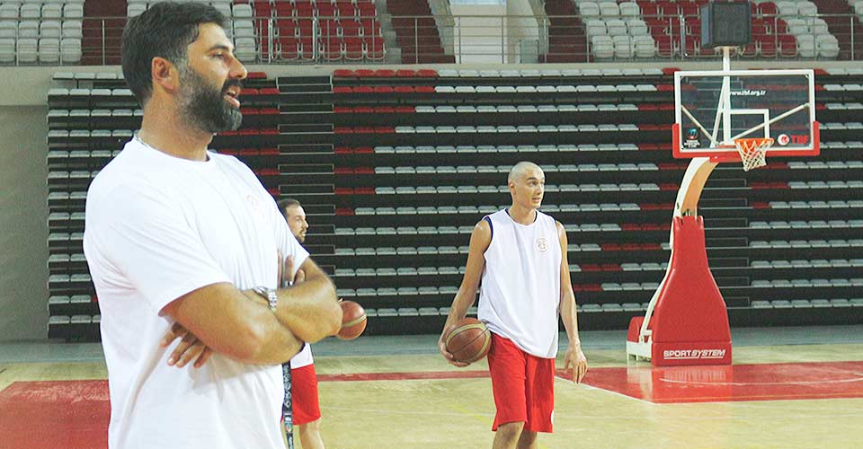 Vekiloğlu: “Antalyaspor’da Olmak Gurur Verici”