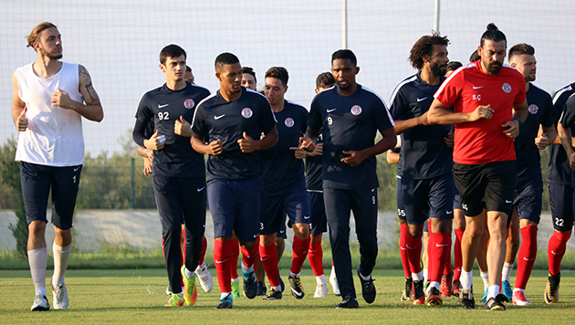 Antalyaspor Hazırlıklarını Sürdürüyor
