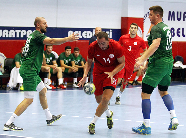 Antalyaspor Mağlubiyetle Başladı: 24-27