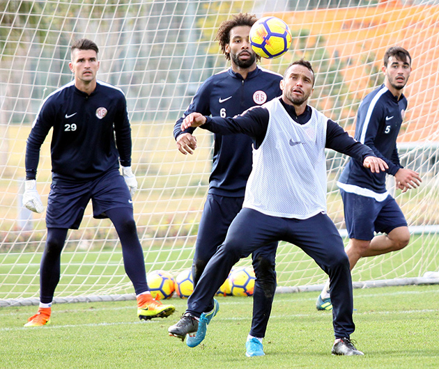 Başakşehir Hazırlıkları Devam Ediyor