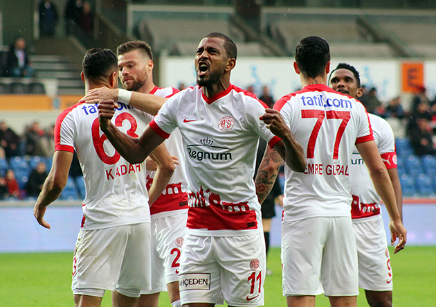 Antalyaspor’da Dört Eksik